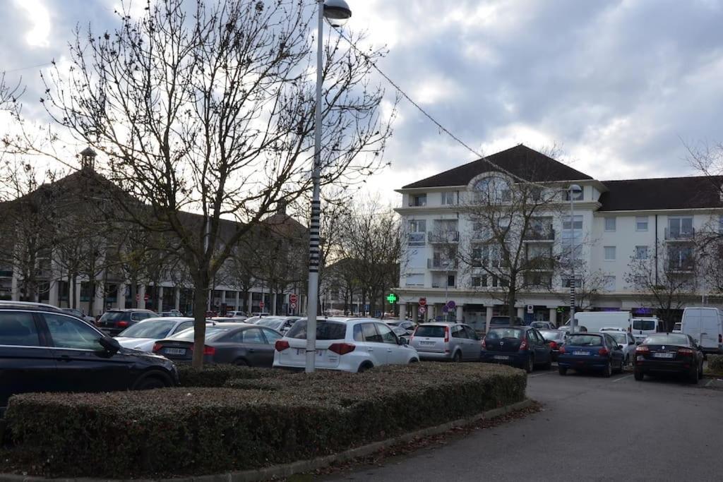 Hsh France Location Disney Land Paris - Suite Nicolas - Appartement De Charme Bussy-Saint-Georges Exterior foto